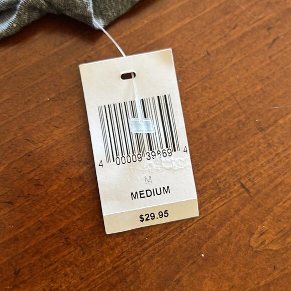 Disney Parks Epcot Germany Biergarten Tee Shirt Knit Top Size Medium Pullover - Picture 7 of 9